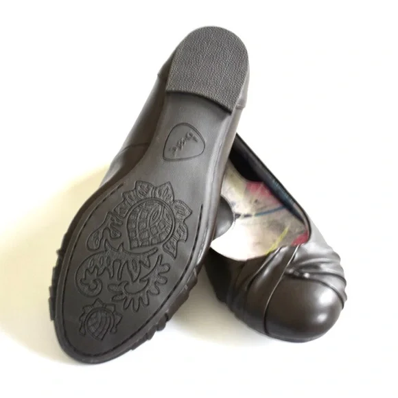 NWOT B.O.C Size 8 Brown Ballet Flats - Picture 3 of 5